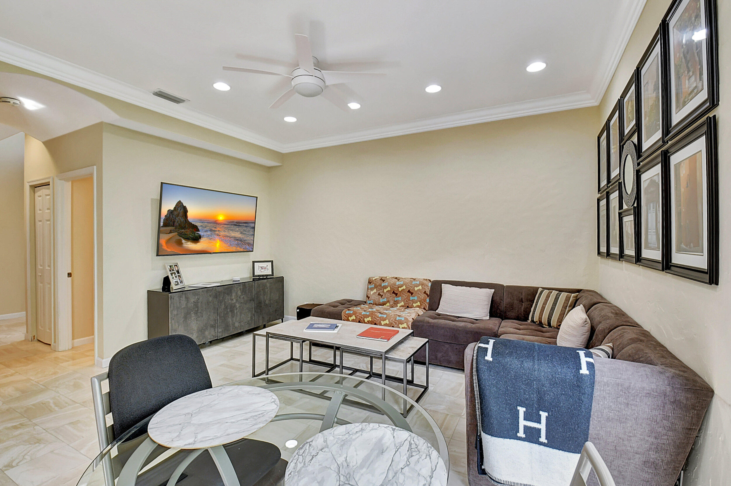 23371 Feather Palm Court Boca Raton, FL 33433 - Photo 12 of 91 DSC_5397
