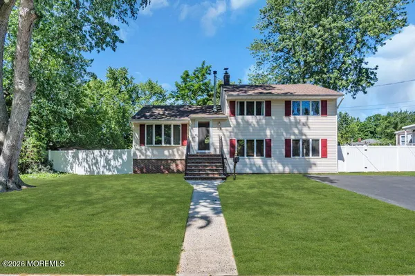 $739,900 | 56 Stephenville Boulevard, Red Bank, NJ 07701