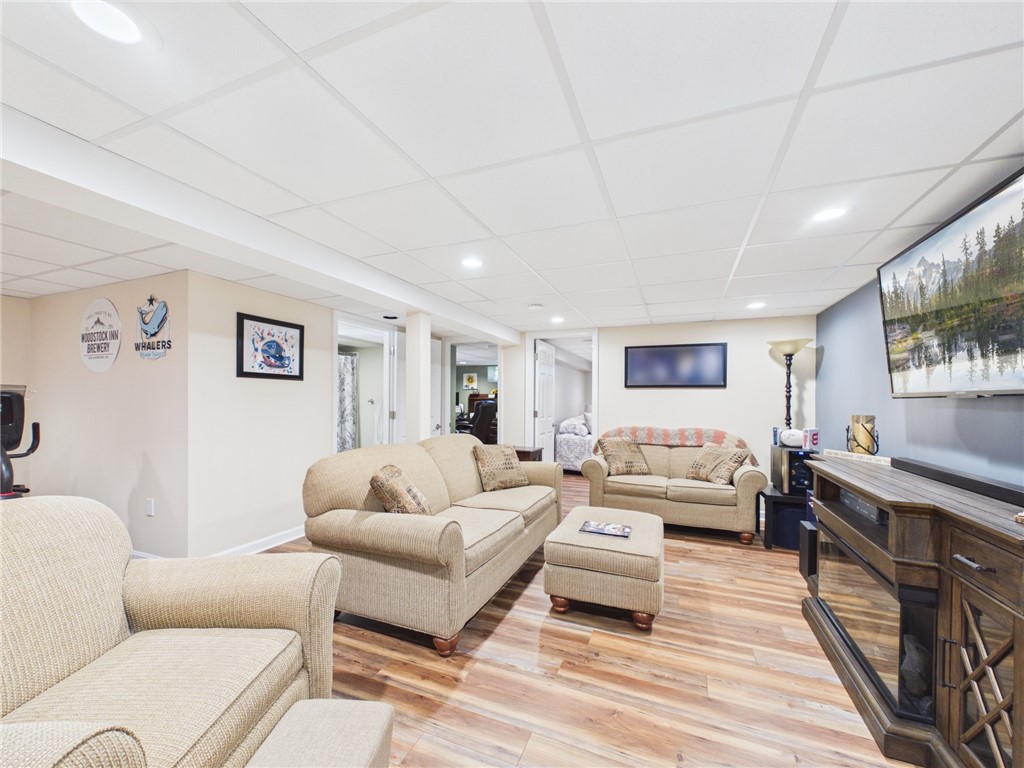 205 Baldwin Road Warwick, RI 02886 - Photo 25 of 37