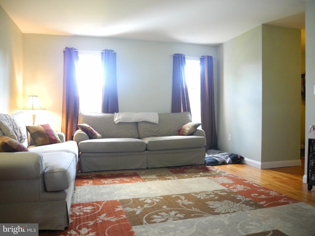6 Lakeview Place Lititz, PA 17543 - Photo 8 of 37