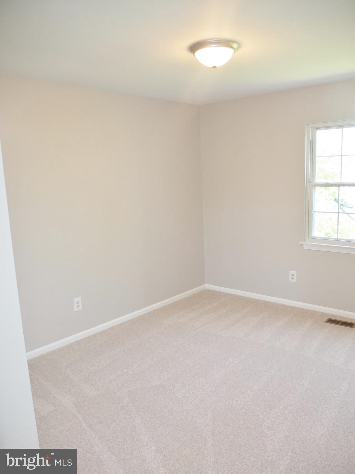4020 Spring Run Court Chantilly, VA 20151 - Photo 22 of 29 Gallery Image 22