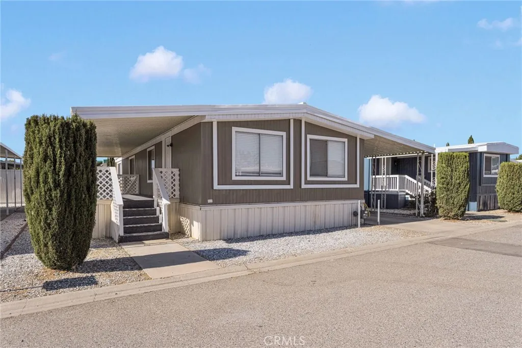 15252 Seneca Road, Unit 29 Victorville, CA 92392 - Photo 1 of 28