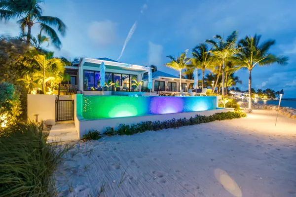 $8,299,999 | 100 Tingler Lane, Marathon, FL 33050