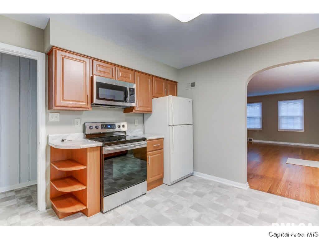 2409 South State Street Springfield, IL 62704 - Photo 8 of 35