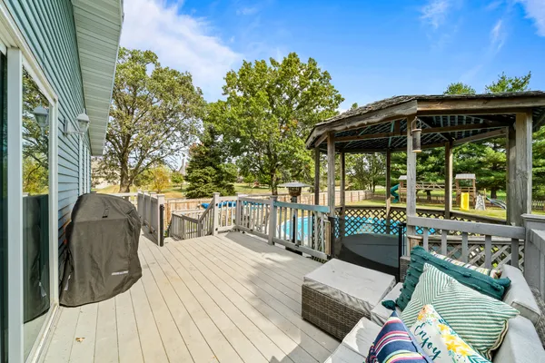 $399,000 | 2212 Borg Road, Delavan, WI 53115