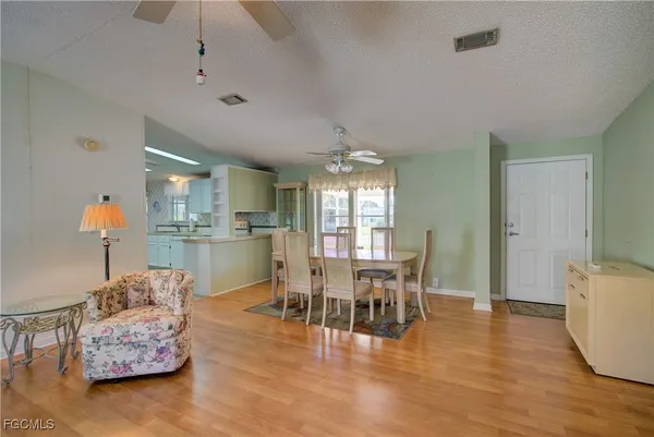 $125,000 | 410 Woodale Court, North Port, FL 34287