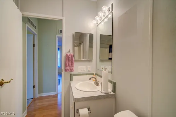 $125,000 | 410 Woodale Court, North Port, FL 34287