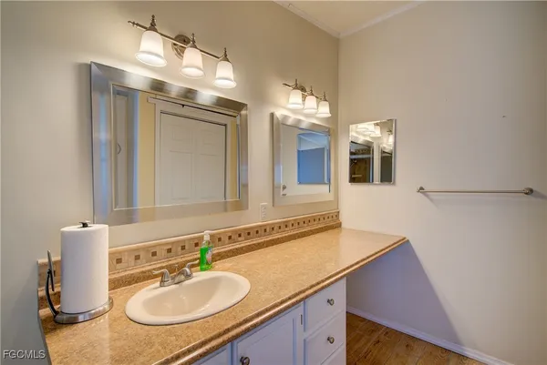 $125,000 | 410 Woodale Court, North Port, FL 34287