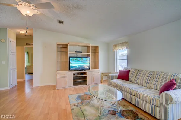 $125,000 | 410 Woodale Court, North Port, FL 34287