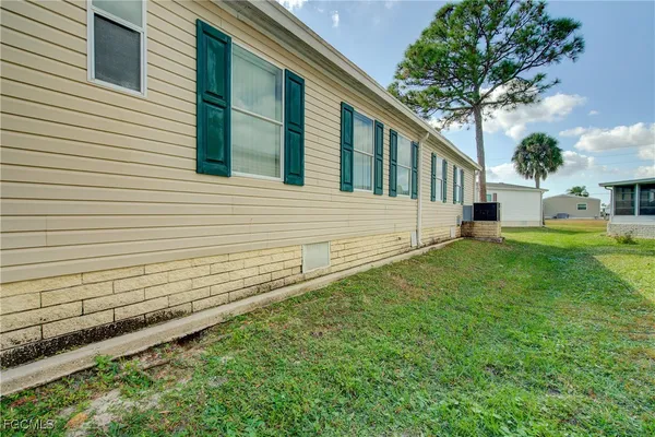 $125,000 | 410 Woodale Court, North Port, FL 34287