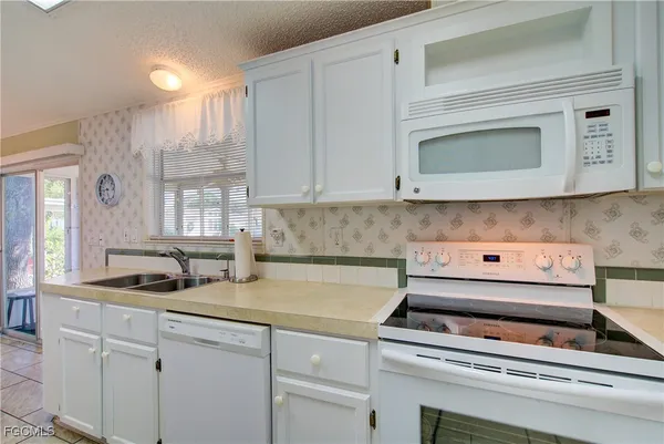 $125,000 | 410 Woodale Court, North Port, FL 34287