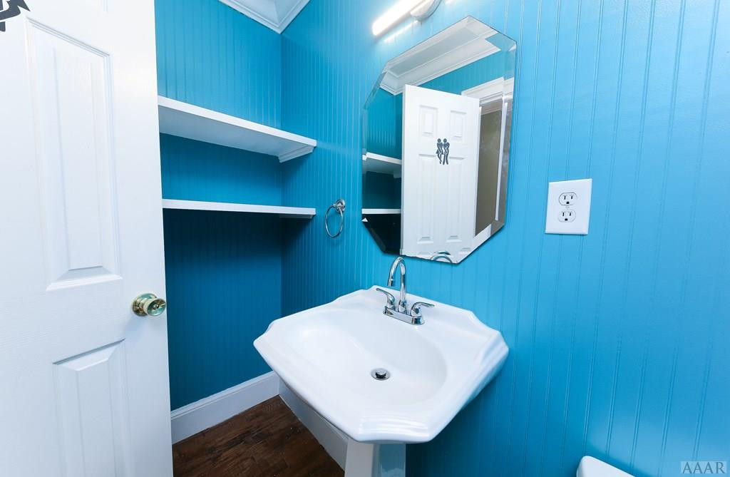 1164 Swamp Road Hertford, NC 27944 - Photo 15 of 42 Powder room