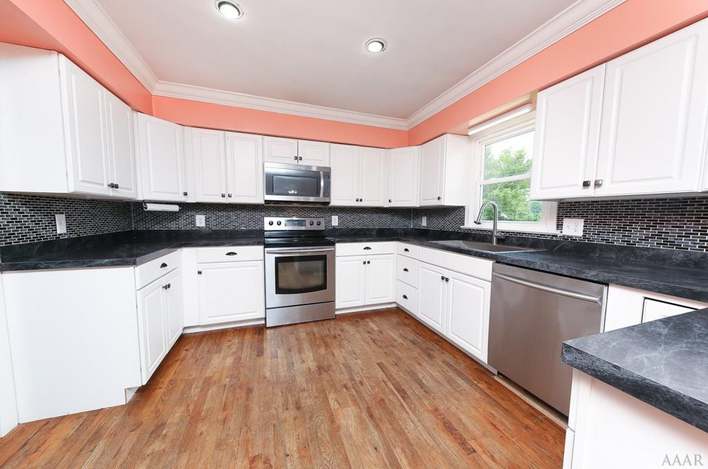 1164 Swamp Road Hertford, NC 27944 - Photo 6 of 42 Gallery Image 6