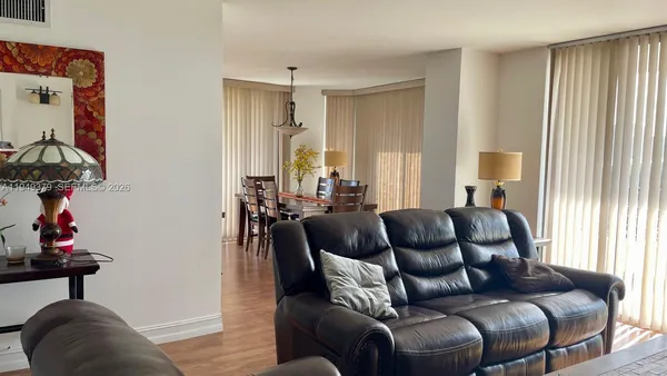 $2,900 | 3400 Northeast 192 Street, Unit 609, Aventura, FL 33180