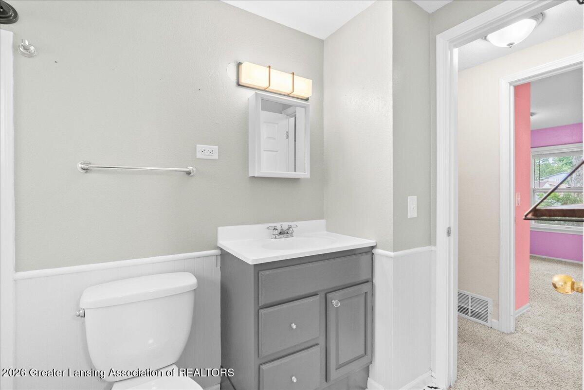 3261 Hepfer Road Lansing, MI 48911 - Photo 18 of 43 20-Media Jett - 33