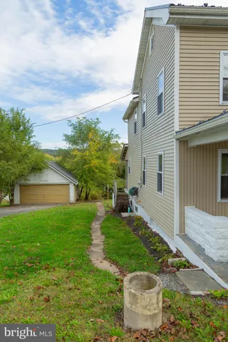 $100,000 | 1373 Main Street, Port Trevorton, PA 17864