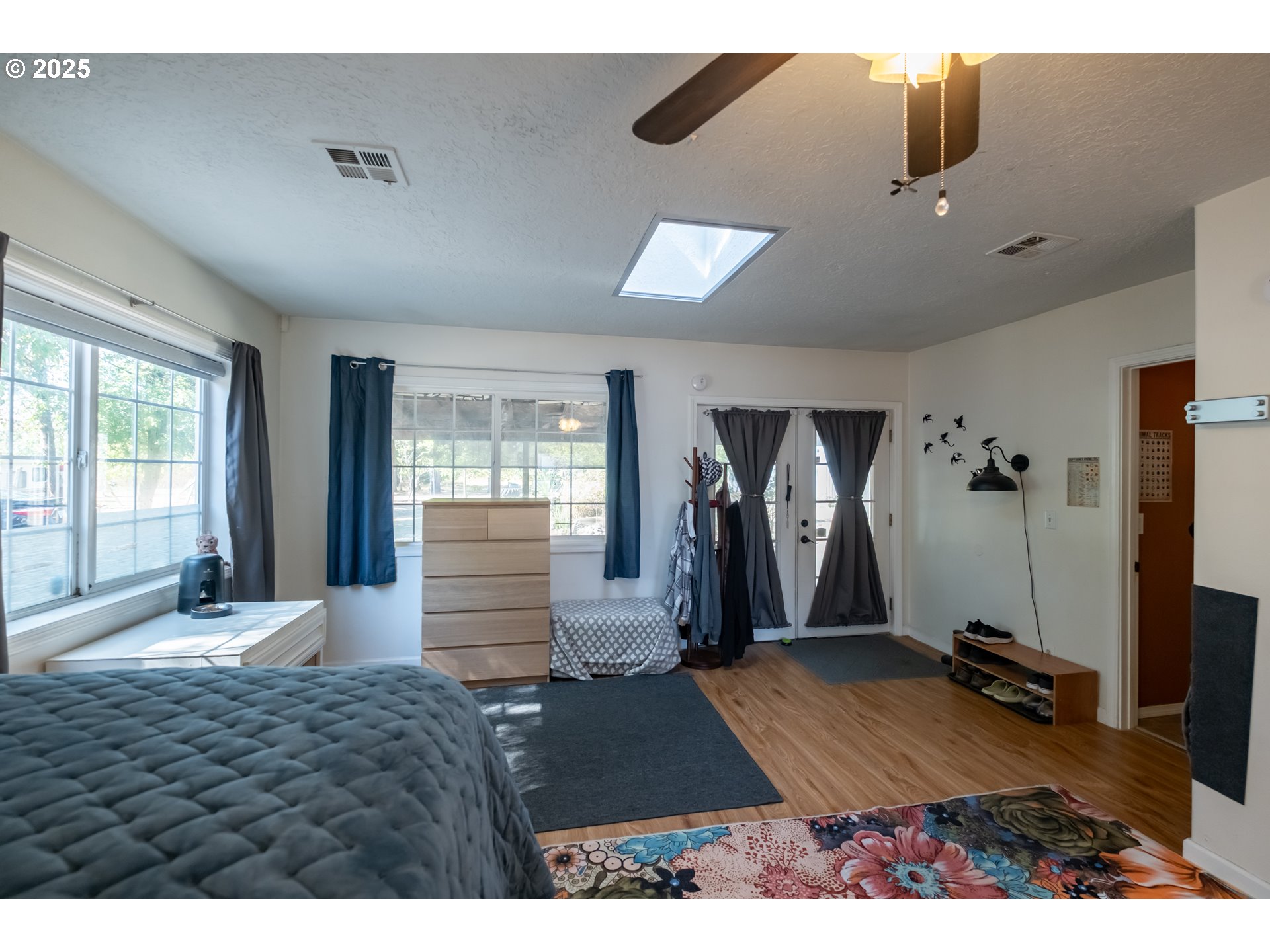 33382 Brewster Road Lebanon, OR 97355 - Photo 17 of 48 Gallery Image 17