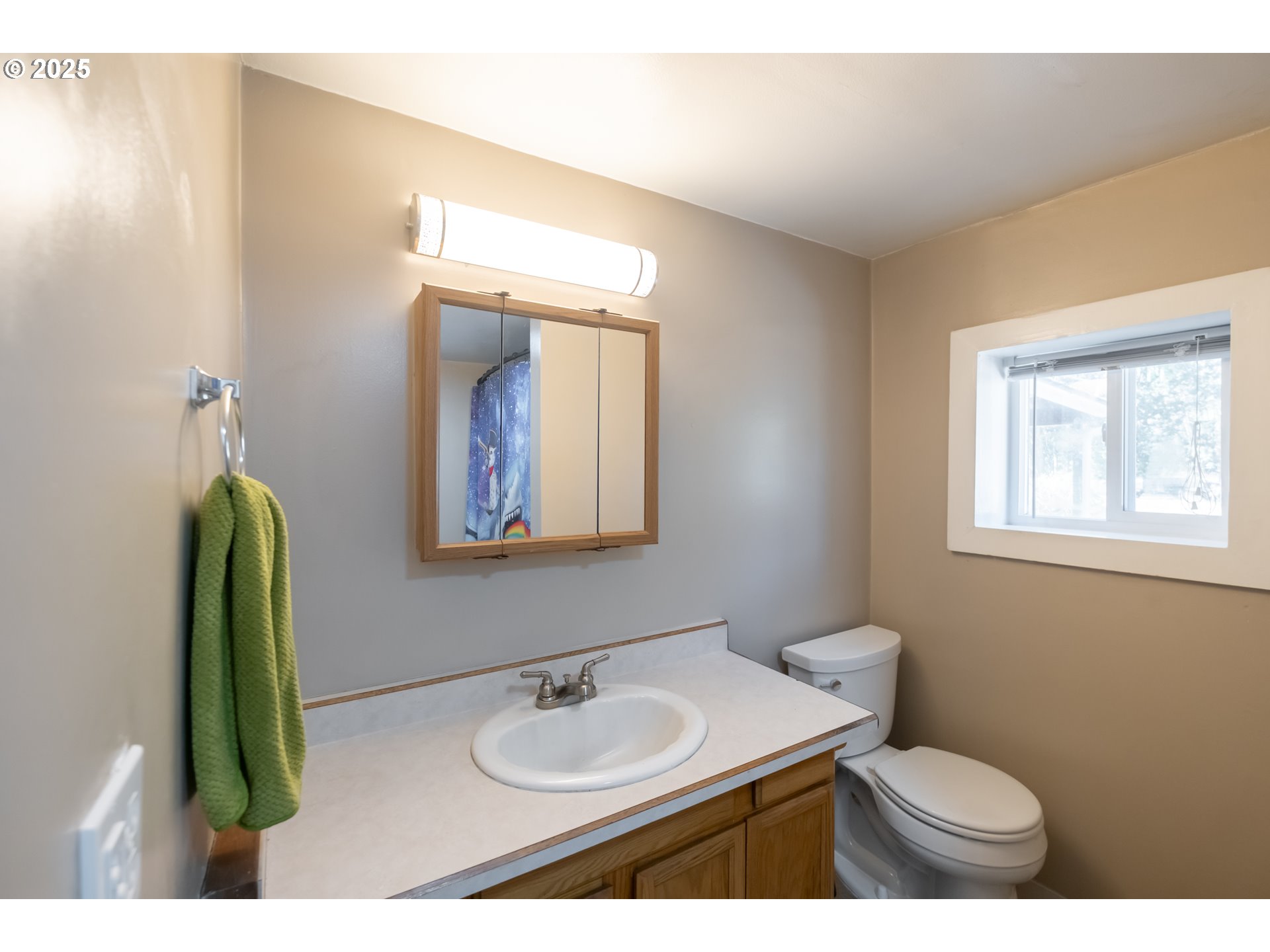 33382 Brewster Road Lebanon, OR 97355 - Photo 24 of 48 Gallery Image 24