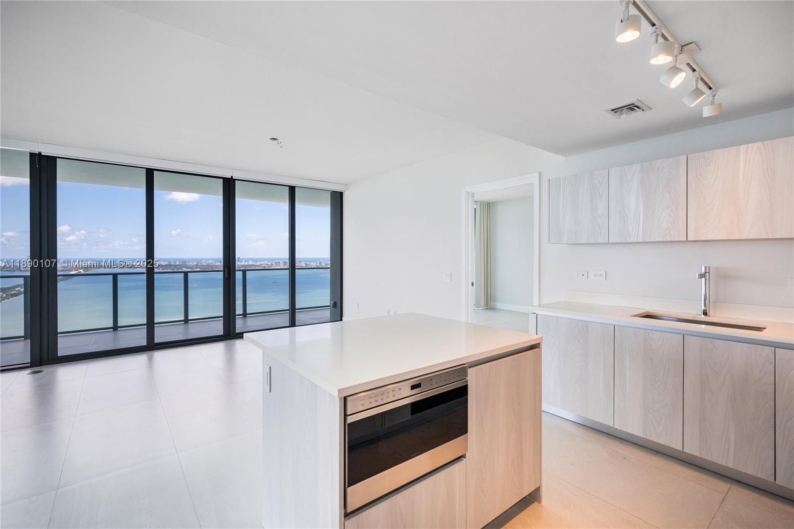 3131 Northeast 7th Avenue, Unit 4706 Miami, FL 33137 - Photo 13 of 41