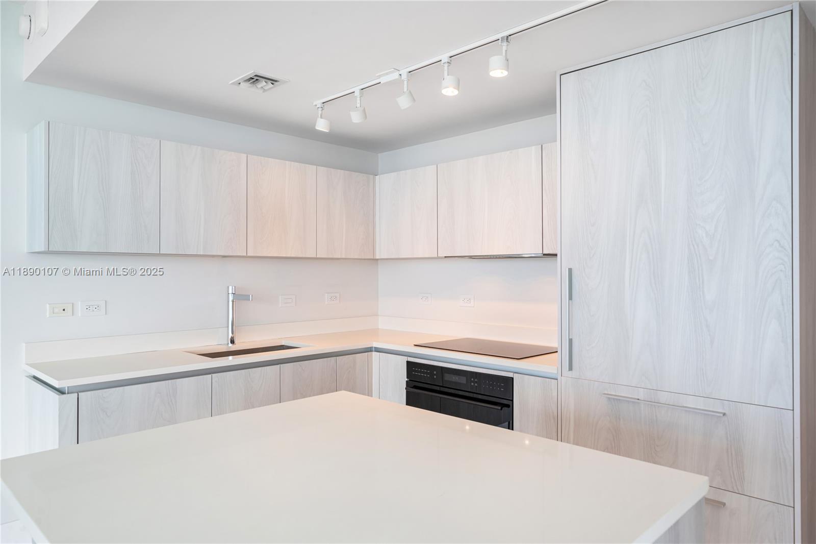 3131 Northeast 7th Avenue, Unit 4706 Miami, FL 33137 - Photo 15 of 41