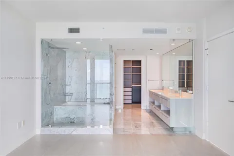 $2,050,000 | 3131 Northeast 7th Avenue, Unit 4706, Miami, FL 33137
