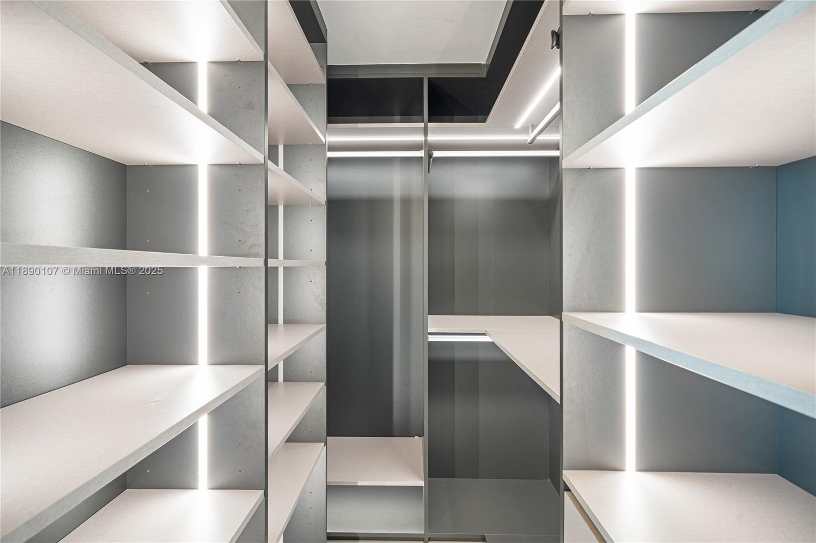 3131 Northeast 7th Avenue, Unit 4706 Miami, FL 33137 - Photo 21 of 41