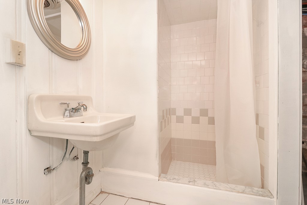 3928 Orchard Road Cleveland Heights, OH 44121 - Photo 25 of 30 Gallery Image 25