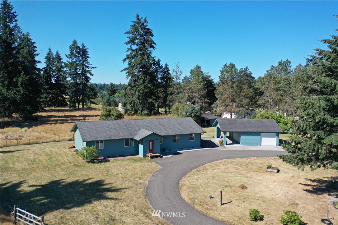 7625 187th Avenue Southwest Rochester, WA 98579 - Photo 32 of 38 an aerial view of a house