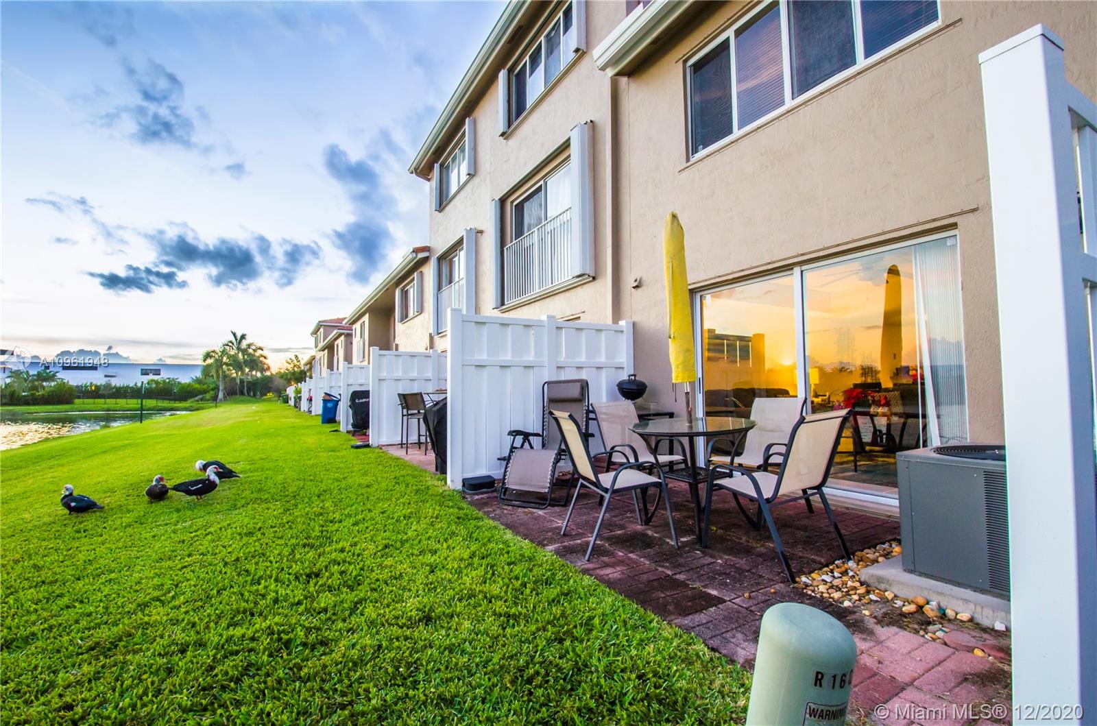 168 Riviera Circle, Unit 168 Weston, FL 33326 - Photo 11 of 29