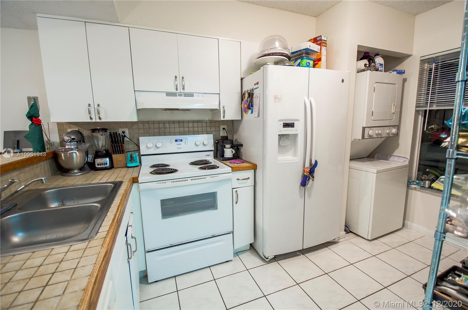 168 Riviera Circle, Unit 168 Weston, FL 33326 - Photo 13 of 29