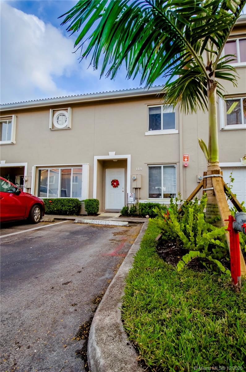 168 Riviera Circle, Unit 168 Weston, FL 33326 - Photo 3 of 29