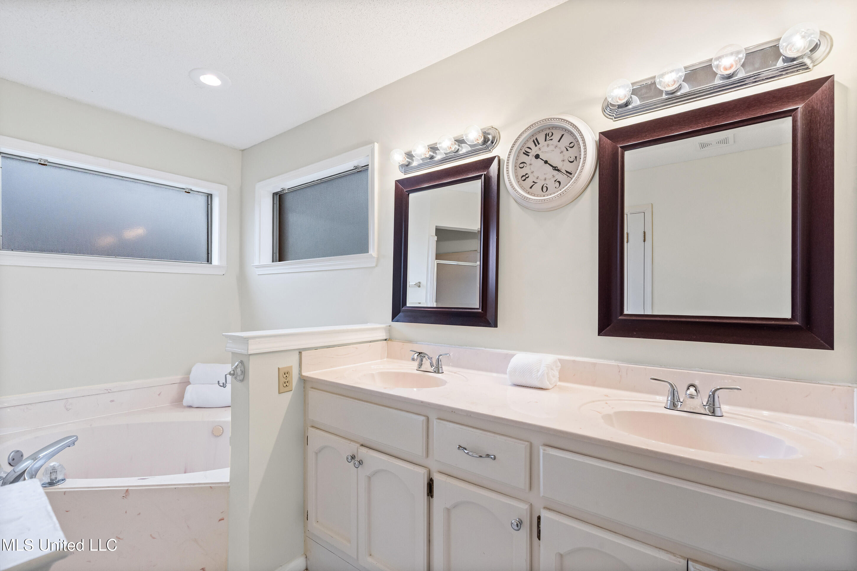 10141 Fox Chase Drive Olive Branch, MS 38654 - Photo 14 of 27 15__dsc3660_print