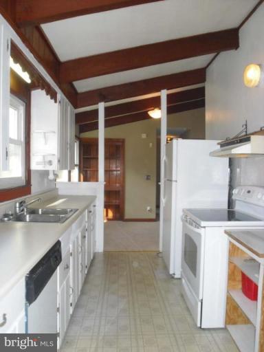 8324 Rolling Road Manassas, VA 20110 - Photo 22 of 28 Kitchen #3