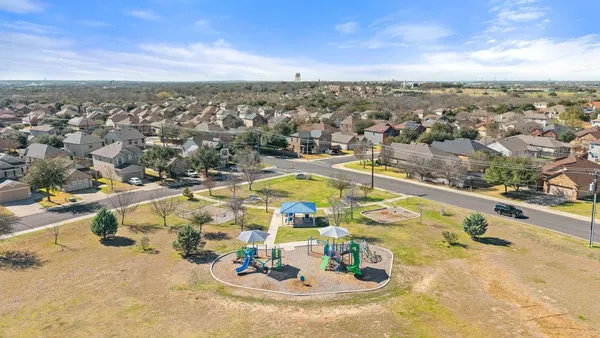 $2,100 | 2305 Candle Ridge Trail, Georgetown, TX 78626