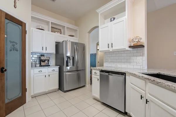 $2,100 | 2305 Candle Ridge Trail, Georgetown, TX 78626