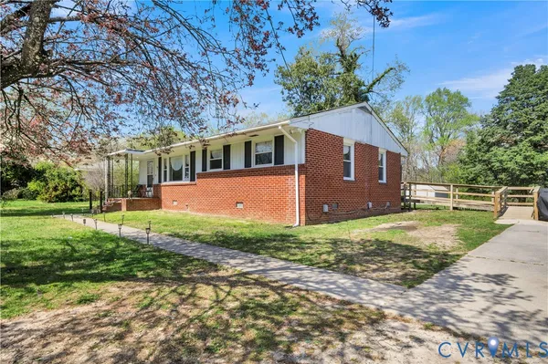 $359,900 | 419 Henderson Street, Williamsburg, VA 23185