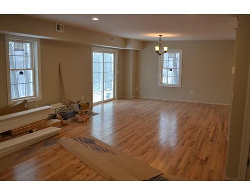3 Aurora Street Worcester, MA 01607 - Photo 4 of 16 Gallery Image 4
