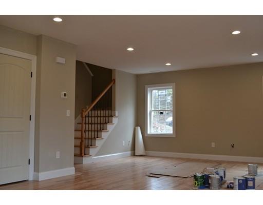 3 Aurora Street Worcester, MA 01607 - Photo 7 of 16 Gallery Image 7