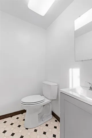 $252,900 | 2303 Worthington Drive, Valparaiso, IN 46383