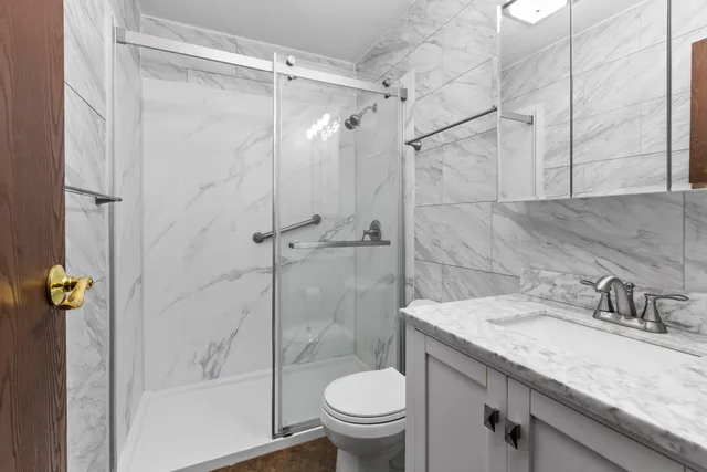 $252,900 | 2303 Worthington Drive, Valparaiso, IN 46383