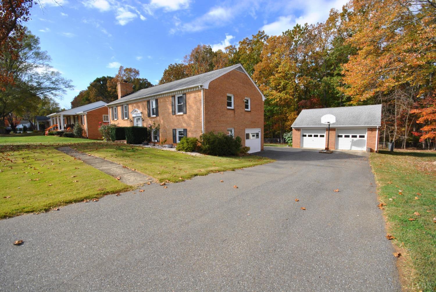 107 Village Road Lynchburg, VA 24502 - Photo 1 of 54 Gallery Image 1