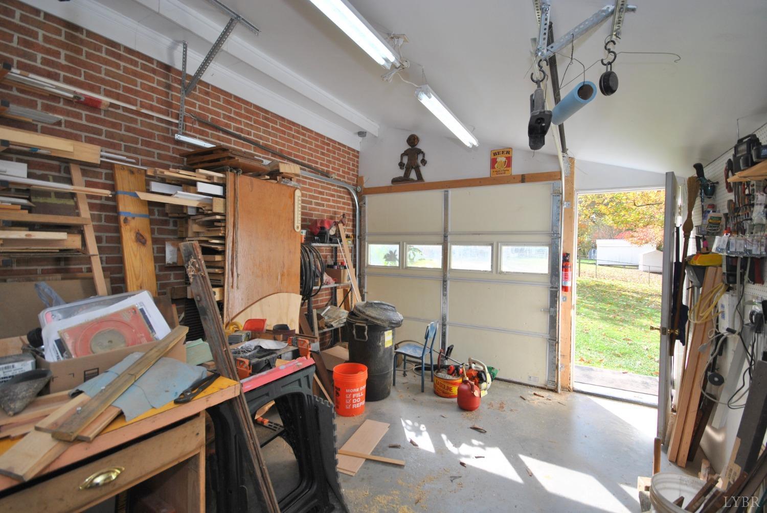 107 Village Road Lynchburg, VA 24502 - Photo 52 of 54 Gallery Image 52