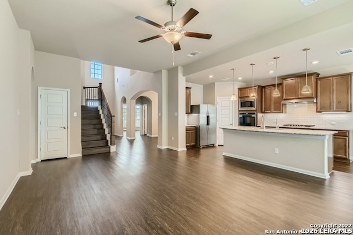 648 Colt Trail Schertz, TX 78154 - Photo 4 of 28