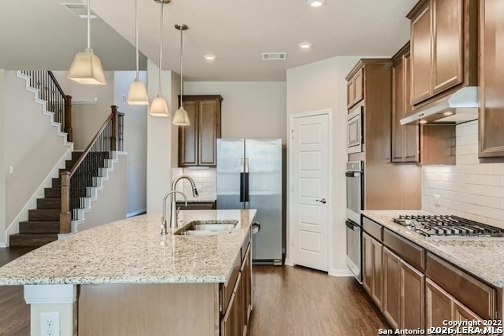 648 Colt Trail Schertz, TX 78154 - Photo 10 of 28