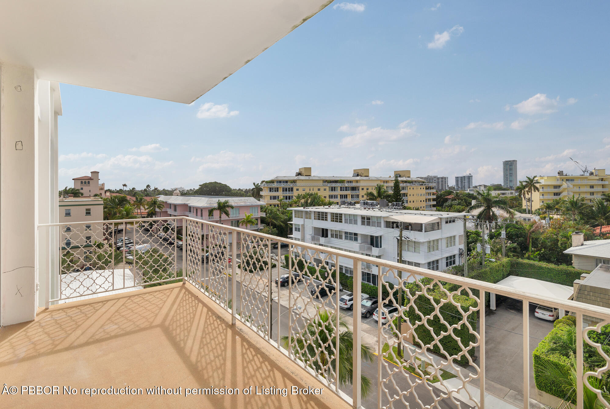 354 Chilean Avenue, Unit 6C Palm Beach, FL 33480 - Photo 3 of 21 a view of balcony with city view