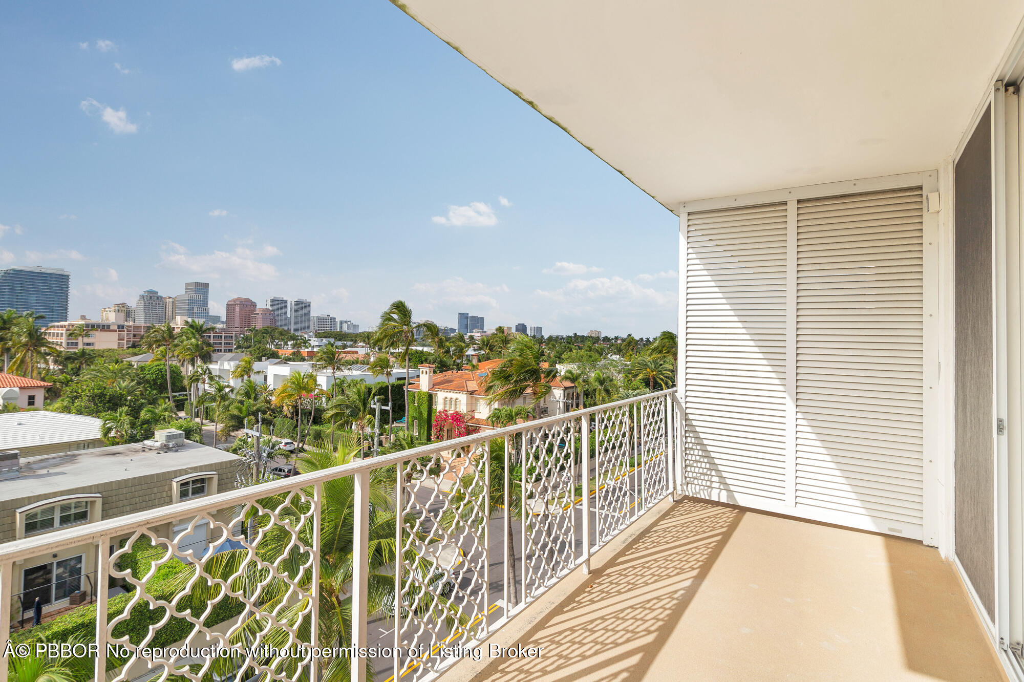 354 Chilean Avenue, Unit 6C Palm Beach, FL 33480 - Photo 4 of 21 a view of a balcony with city view