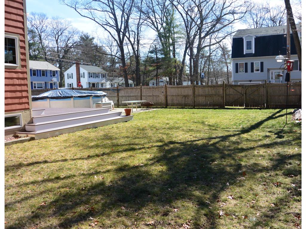 39 Cunningham Street Wilmington, MA 01887 - Photo 3 of 34