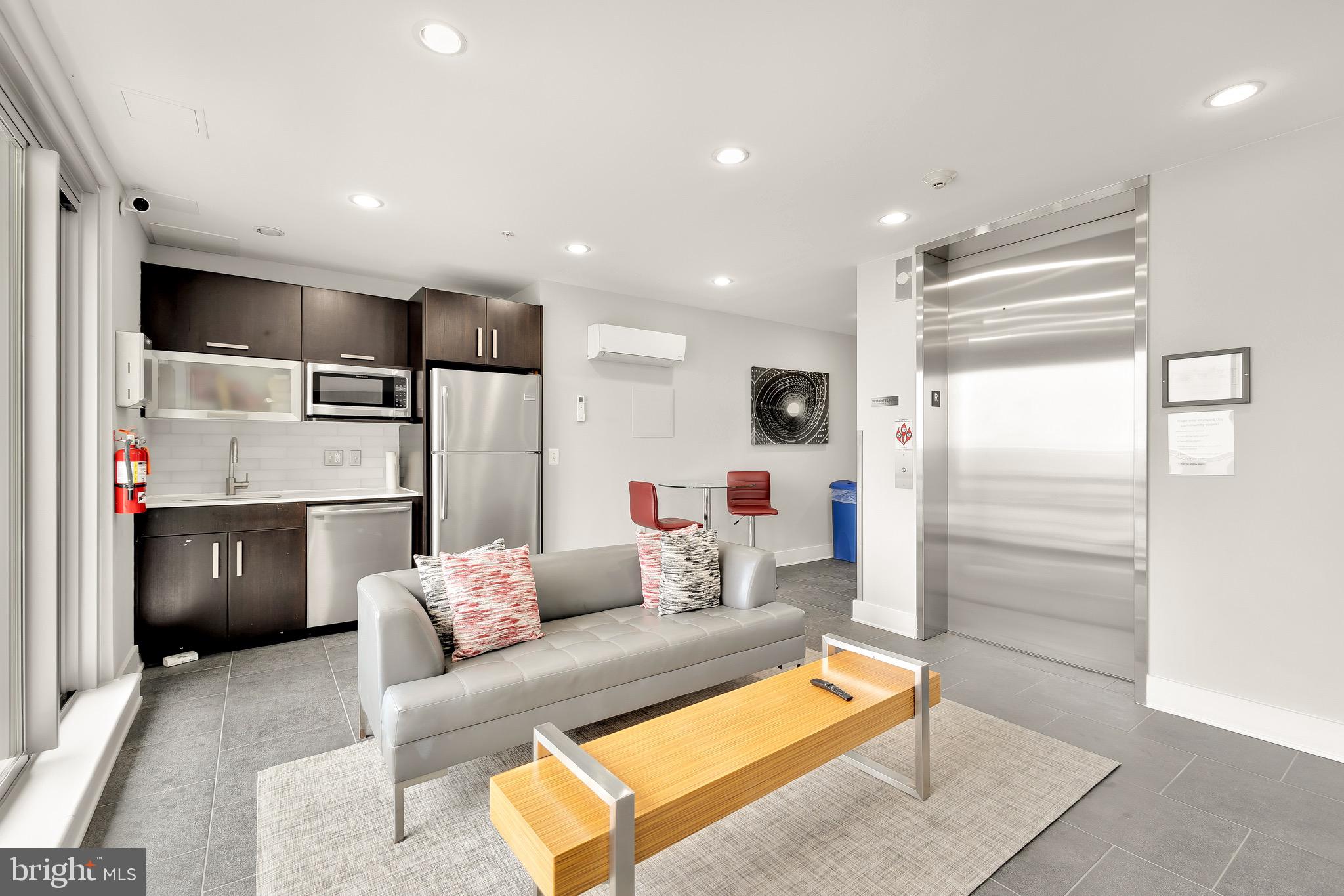 1401 R Street Northwest, Unit 303 Washington, DC 20009 - Photo 19 of 26