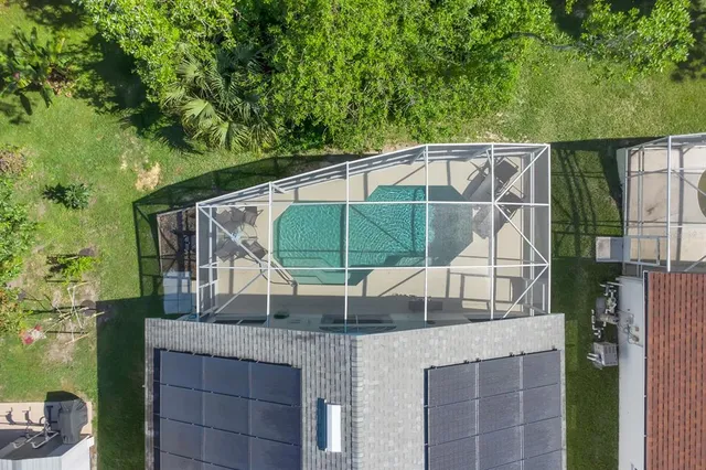 a house view with a outdoor space