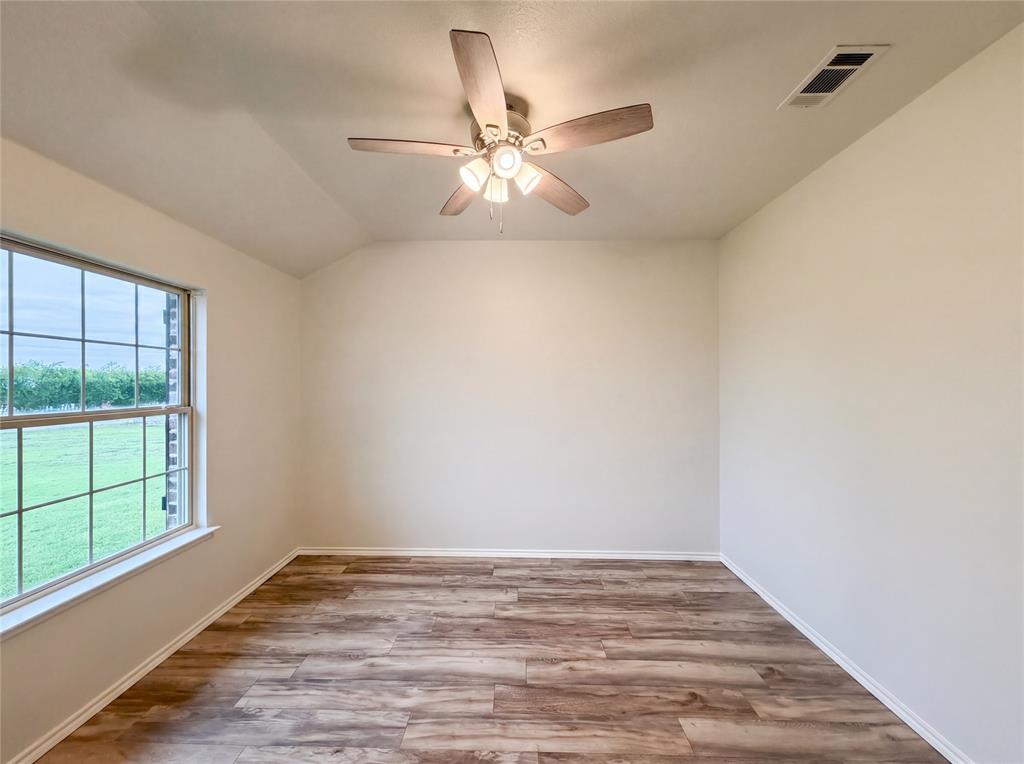 270 County Road 4213 Decatur, TX 76234 - Photo 13 of 25
